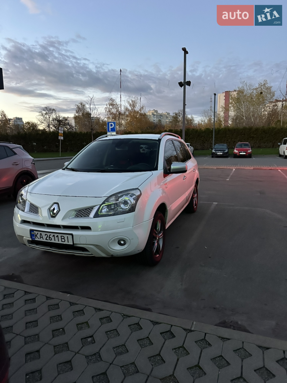 2,5 газ/бенз (газ вписано), АТ (варіатор). Колір- перламутр. Пробіг свій. Я другий власник пʼятий рік. В 24-му технічна перереєстрація. За авто уважно дивились. Всі ТО вчасні. На авто грошей не шкодували. По техніці все справно. Є пару косметичних зауважень (нічого кримінального і легко усувається). Комплектація BOSE. Музика відмінна. Ціна на обмін. Торг за нал.
Обмін з моєю доплатою. AUDI Q5, BMW X3.