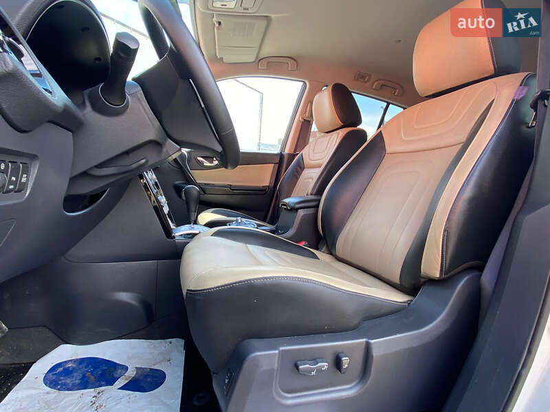 Внедорожник / Кроссовер Renault Koleos 2010 в Ровно