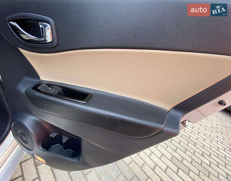 Внедорожник / Кроссовер Renault Koleos 2010 в Ровно