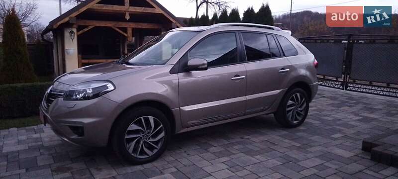 Внедорожник / Кроссовер Renault Koleos 2014 в Косове