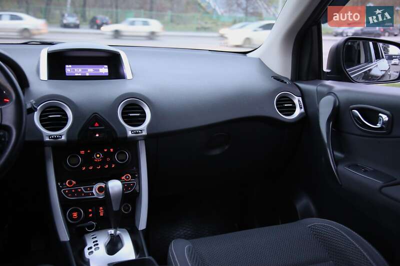 Внедорожник / Кроссовер Renault Koleos 2012 в Харькове