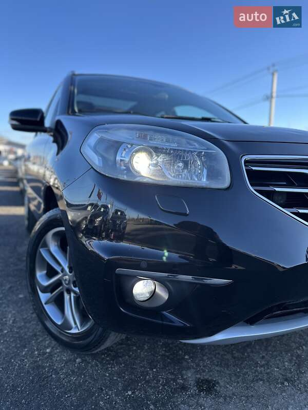 Внедорожник / Кроссовер Renault Koleos 2012 в Белогородке