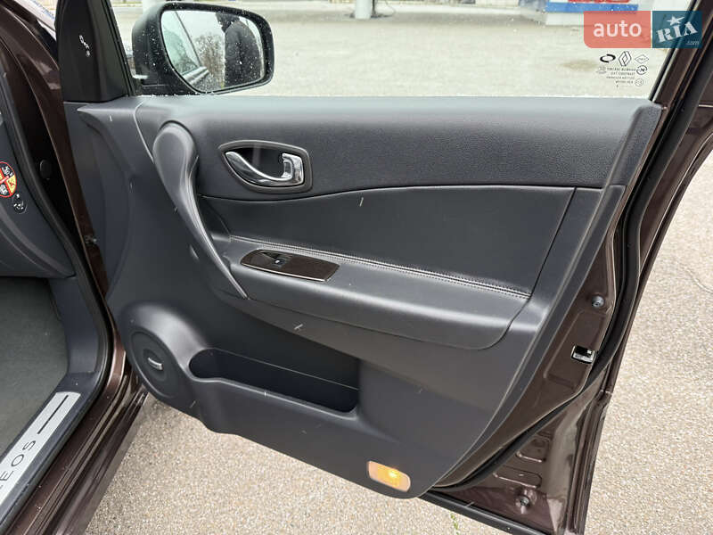 Позашляховик / Кросовер Renault Koleos 2015 в Дніпрі