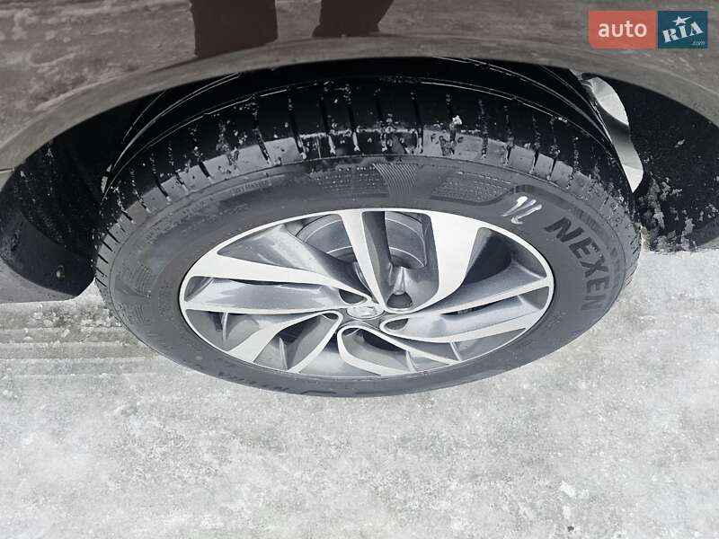 Позашляховик / Кросовер Renault Koleos 2014 в Вінниці фото 15 Позашляховик / Кросовер Renault Koleos 2014 в Вінниці