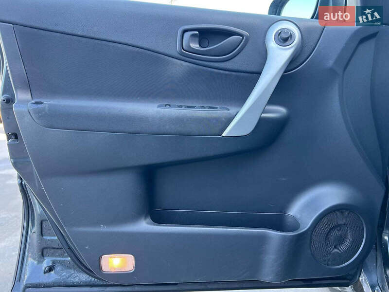 Позашляховик / Кросовер Renault Koleos 2011 в Львові фото 15 Позашляховик / Кросовер Renault Koleos 2011 в Львові