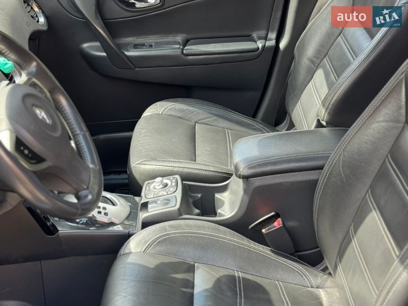 Позашляховик / Кросовер Renault Koleos 2012 в Рівному