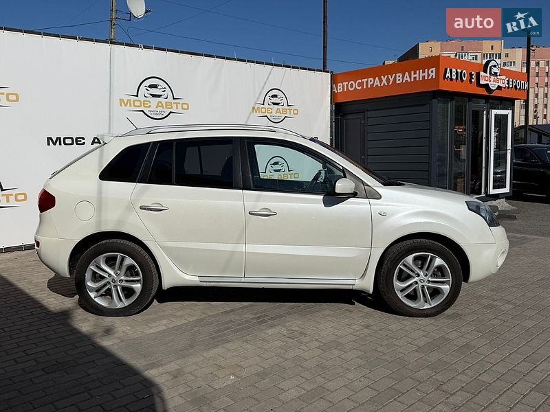 Позашляховик / Кросовер Renault Koleos 2010 в Рівному