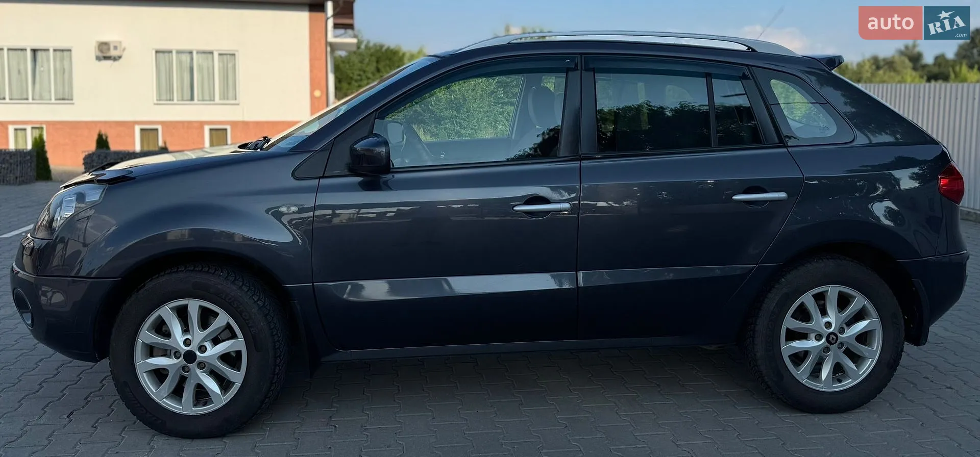 2010 Renault Koleos - мініатюра 2