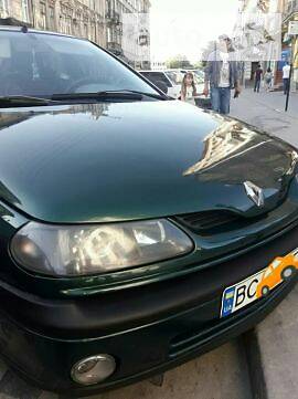 Renault Laguna 1998 года