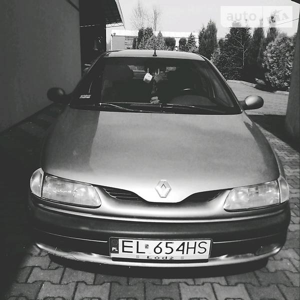 Renault Laguna 1998 года