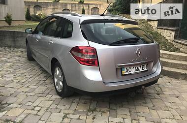 Универсал Renault Laguna 2010 в Ужгороде