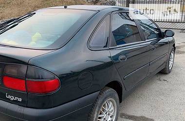 Хэтчбек Renault Laguna 1996 в Полонном