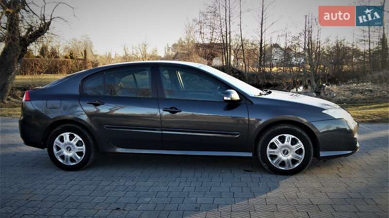 Хэтчбек Renault Laguna 2009 в Ивано-Франковске