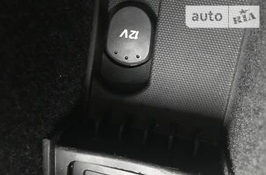 Хэтчбек Renault Laguna 2010 в 