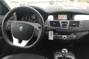 Хэтчбек Renault Laguna 2010 в 