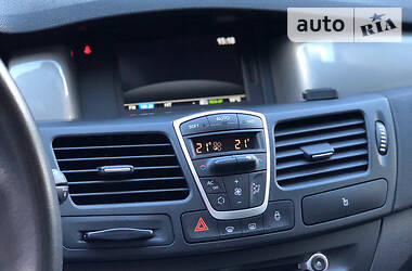 Ліфтбек Renault Laguna 2013 в 