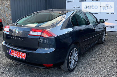Ліфтбек Renault Laguna 2013 в 