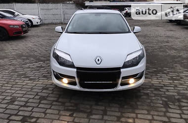 Хетчбек Renault Laguna 2012 в 