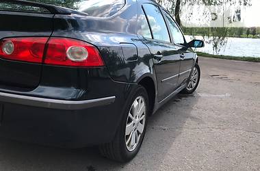 Хетчбек Renault Laguna 2007 в 