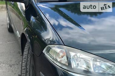 Хетчбек Renault Laguna 2007 в 