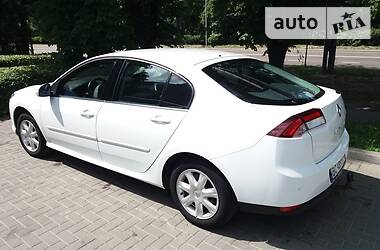 Хетчбек Renault Laguna 2010 в 