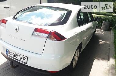 Хетчбек Renault Laguna 2010 в 