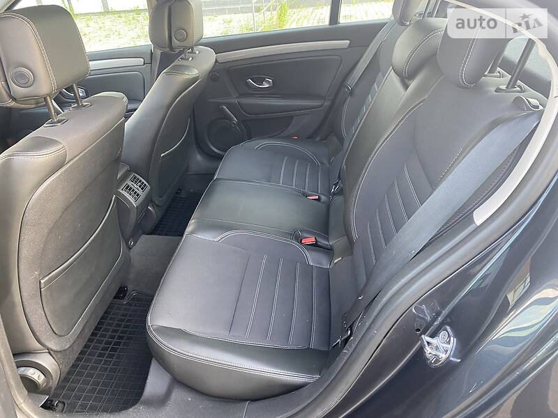 Хетчбек Renault Laguna 2011 в Рівному