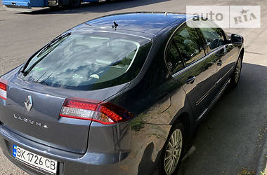 Лифтбек Renault Laguna 2011 в Ровно