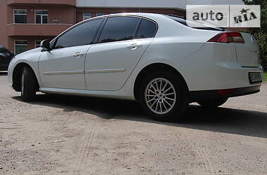 Лифтбек Renault Laguna 2011 в Львове