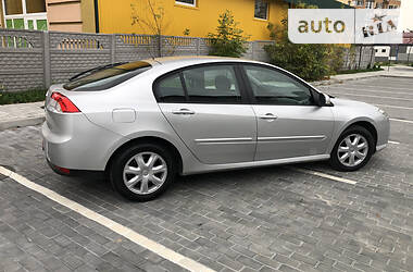 Седан Renault Laguna 2008 в Луцке