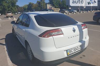 Лифтбек Renault Laguna 2012 в Львове