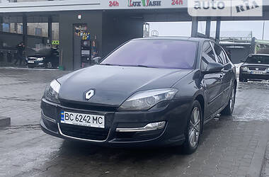 Лифтбек Renault Laguna 2013 в 