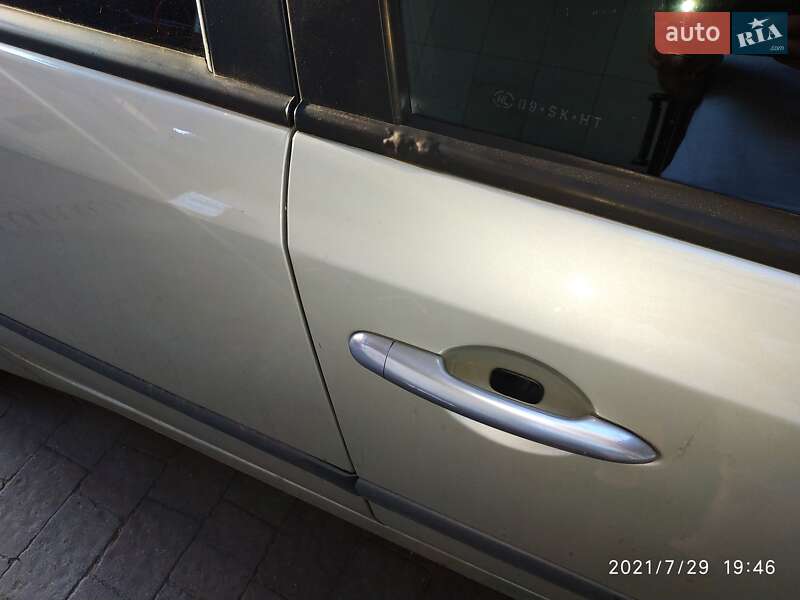 Универсал Renault Laguna 2006 в Львове