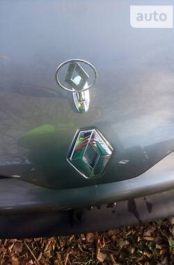 Лифтбек Renault Laguna 1999 в 