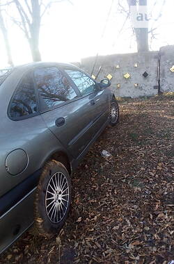 Лифтбек Renault Laguna 1999 в 