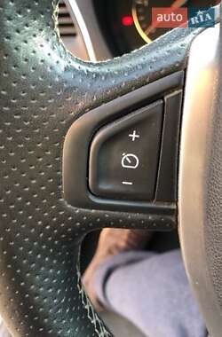 Універсал Renault Laguna 2012 в 