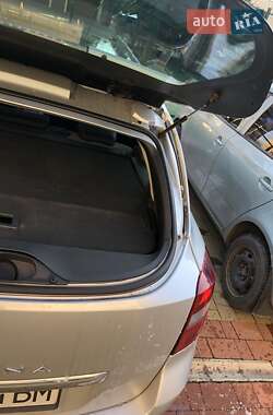 Універсал Renault Laguna 2012 в 