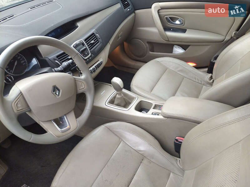 Хэтчбек Renault Laguna 2007 в Киеве