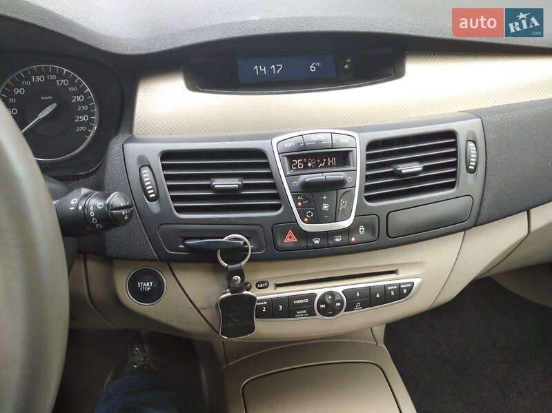 Хэтчбек Renault Laguna 2007 в Киеве