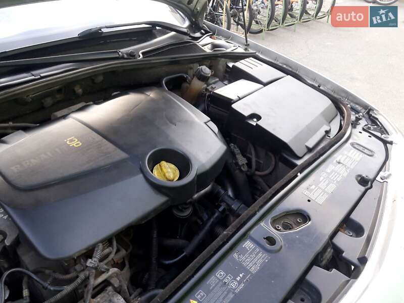 Хэтчбек Renault Laguna 2005 в Черкассах