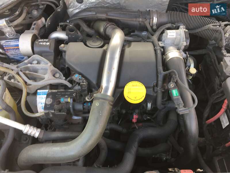 Ліфтбек Renault Laguna 2014 в Гадячі