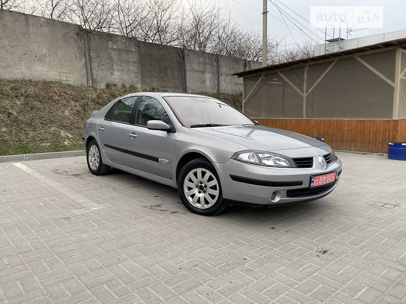 Хэтчбек Renault Laguna 2007 в 