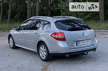 Универсал Renault Laguna 2009 в Нетешине