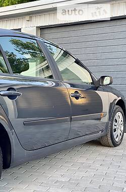 Лифтбек Renault Laguna 2003 в Тернополе