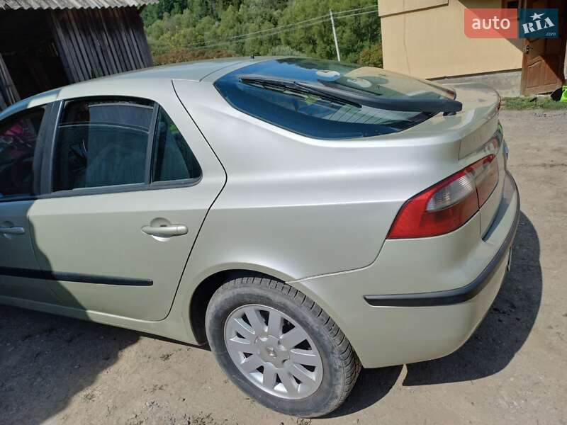Лифтбек Renault Laguna 2004 в Ужгороде