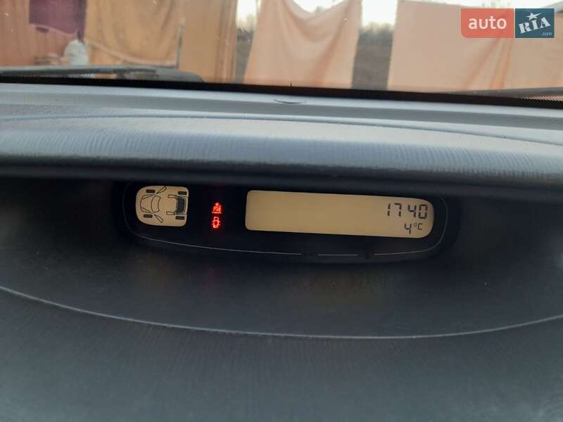 Лифтбек Renault Laguna 2001 в Снятине