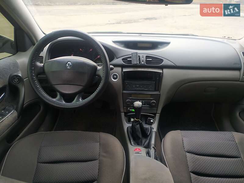 Універсал Renault Laguna 2001 в Жовтих Водах фото 4 Універсал Renault Laguna 2001 в Жовтих Водах