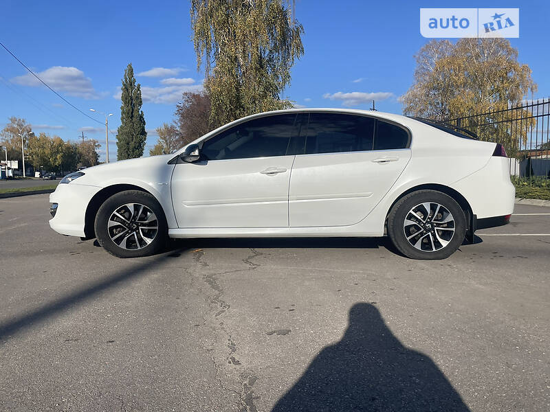 Лифтбек Renault Laguna 2014 в Сумах