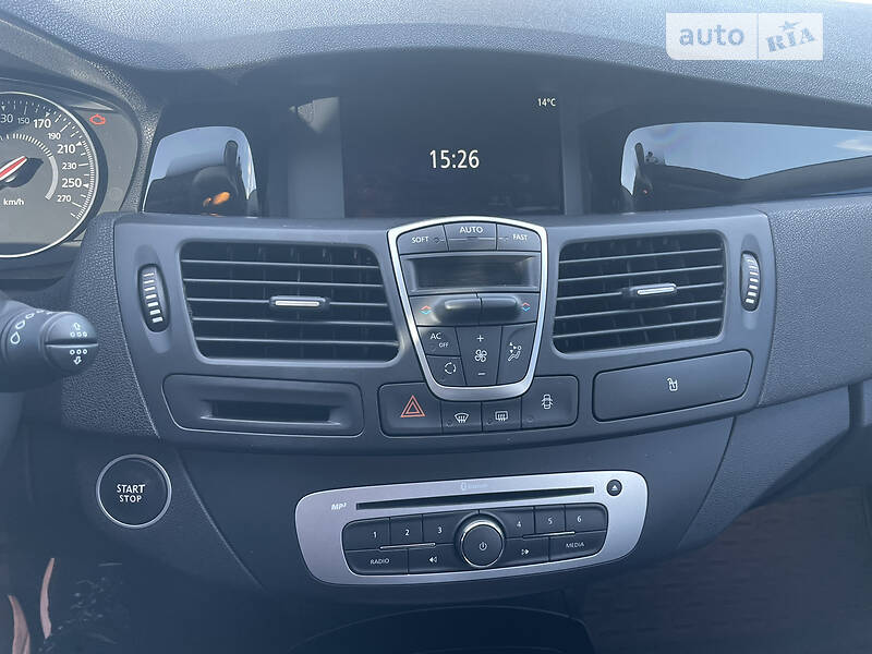 Лифтбек Renault Laguna 2014 в Сумах
