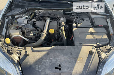 Лифтбек Renault Laguna 2014 в 